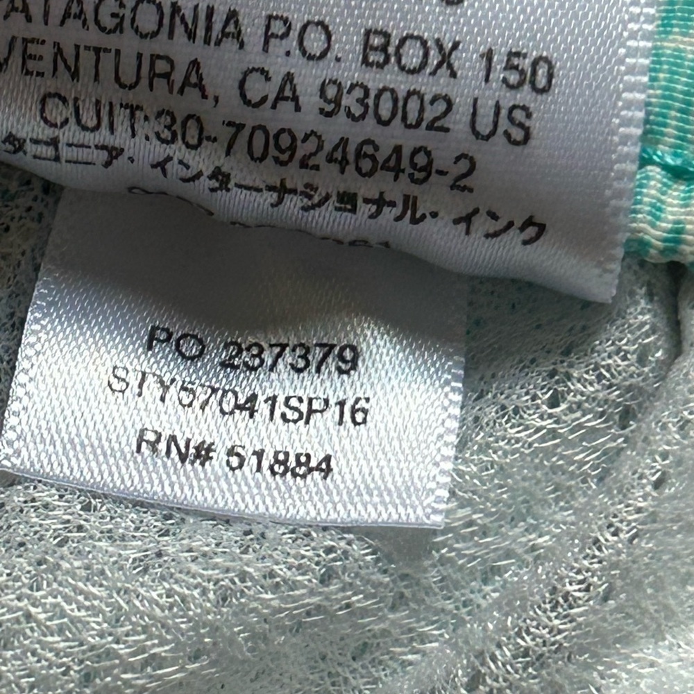 Patagonia Barely Baggies Print Shorts Hibiscus Field Howling Turquoise Large - Picture 5 of 7